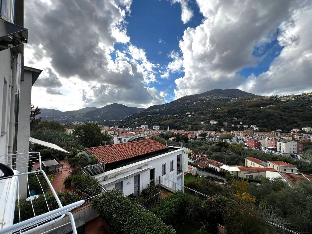 Appartamento a La spezia in Via Alberico Benedicenti, 17 - Foto 4