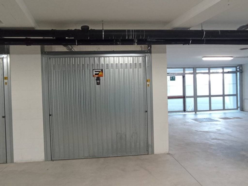 Box / garage a Casalecchio di reno in Via Stazione Casalecchio di Reno - Foto 2