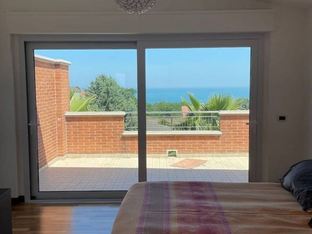 Villa a Montesilvano in Strada Comunale Case d'Agnese, 3 - Foto 4