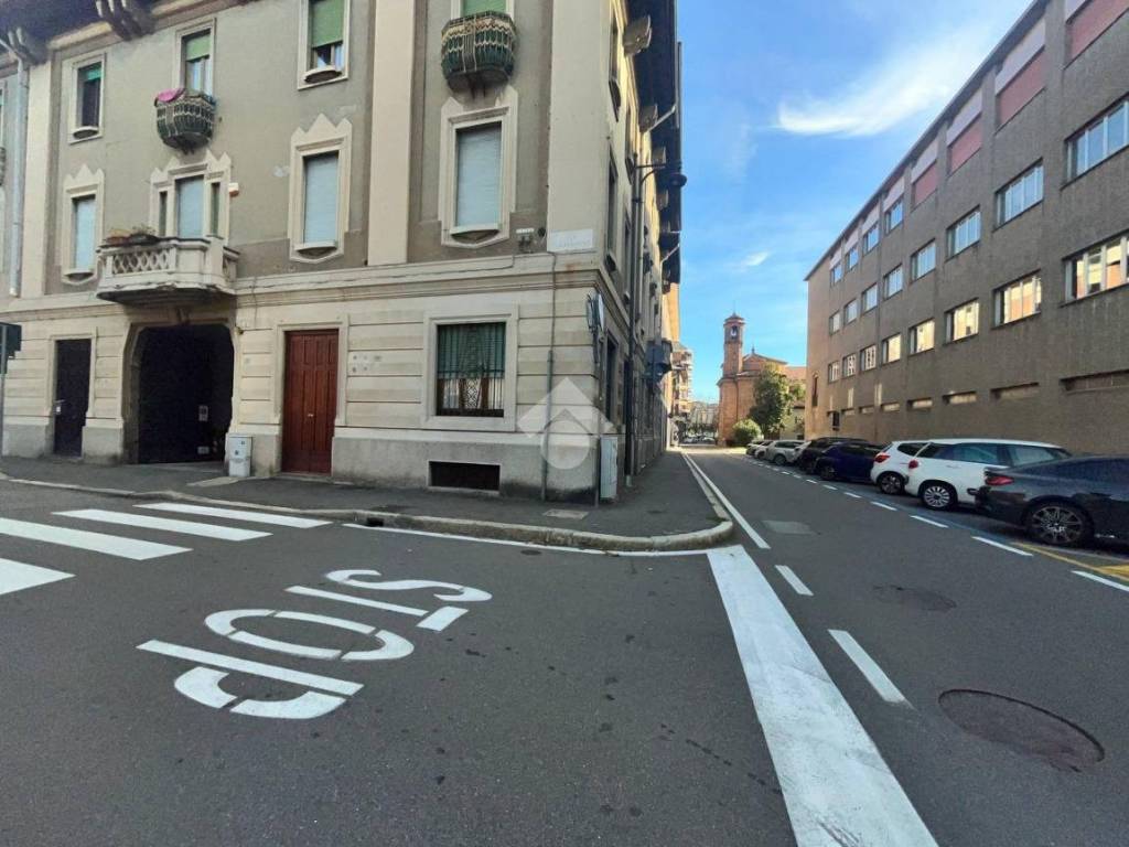 Immobile a Busto arsizio in Via S. Francesco, 4 - Foto 2