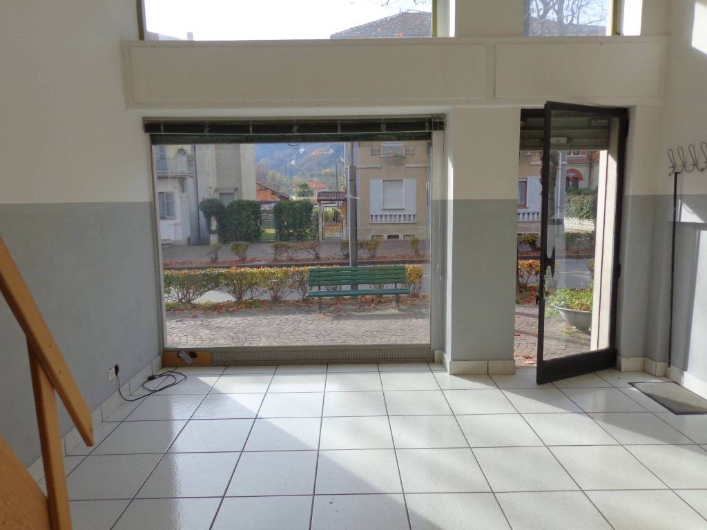Immobile a Borgosesia in Viale Rimembranze - Foto 2