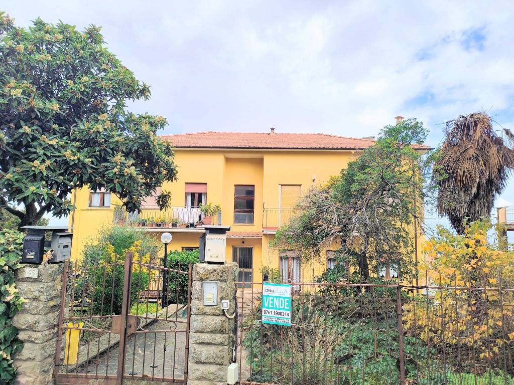 Appartamento a Soriano nel cimino in Viale dei Castagni - Foto 2