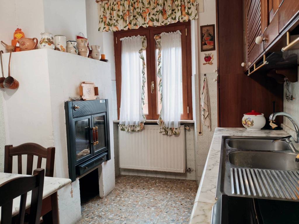 Appartamento a Soriano nel cimino in Viale dei Castagni - Foto 5