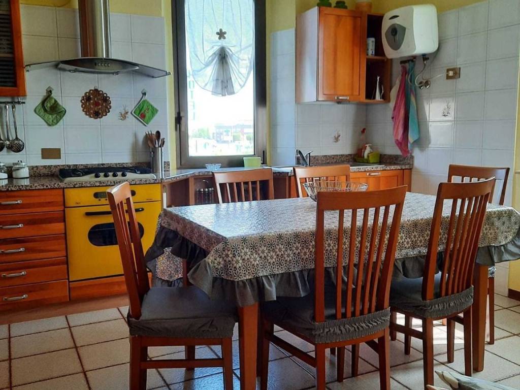 Villa a Cadeo in Via Emilia, 19 - Foto 4