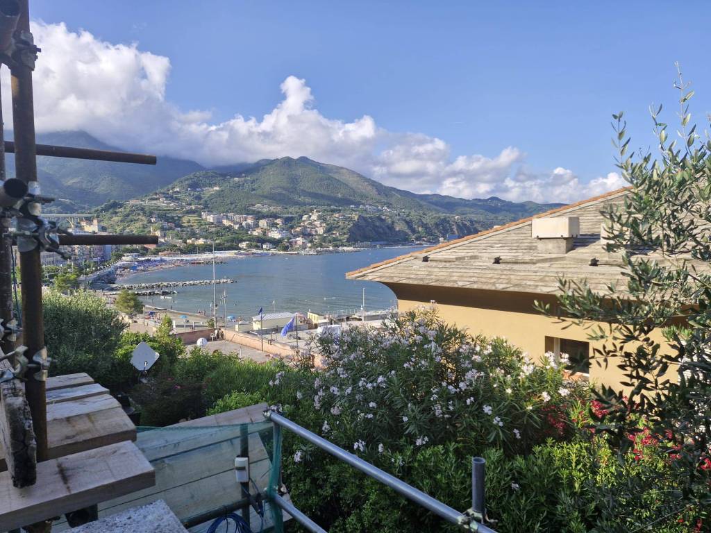 Appartamento a Arenzano in Via della Pineta, 9 - Foto 4