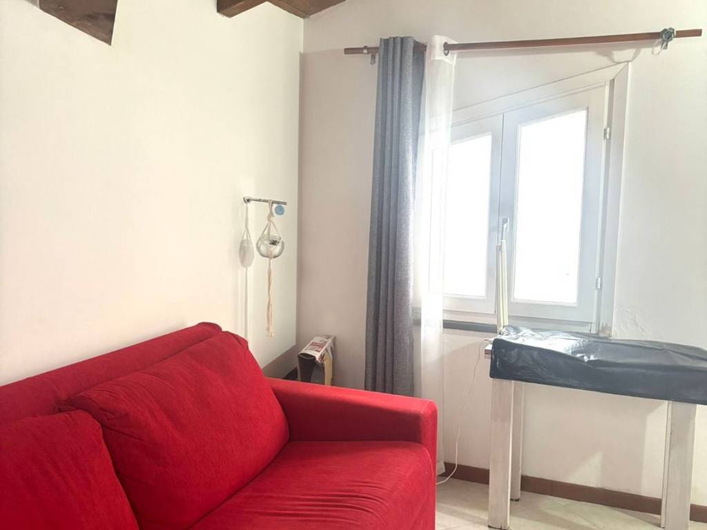 Appartamento a Livorno in Via del Pantalone, 18 - Foto 2