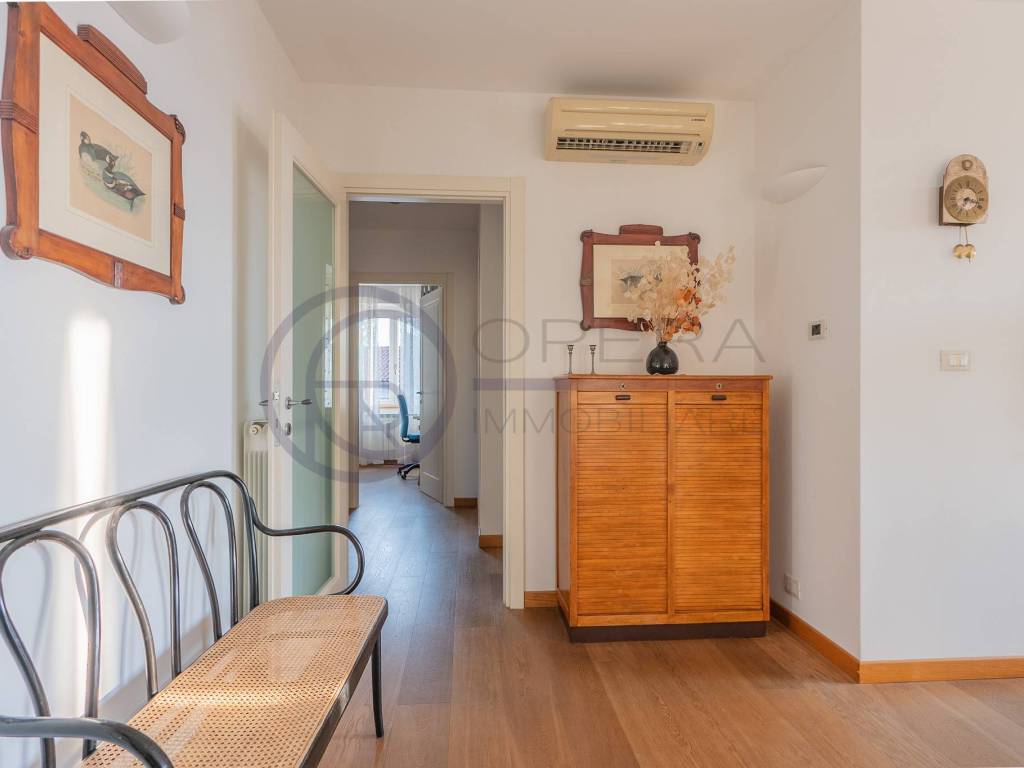 Appartamento a Trieste in Via Edoardo Gasser, 8 - Foto 2