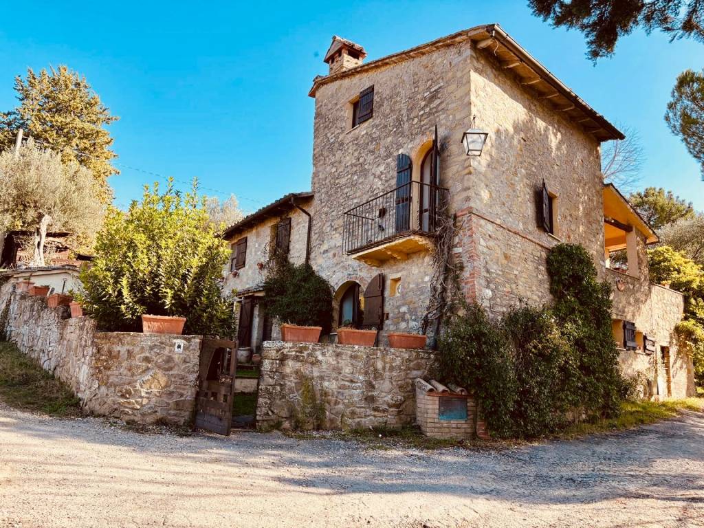 Rustico / casale a Perugia in Strada di Canneto - Foto 2
