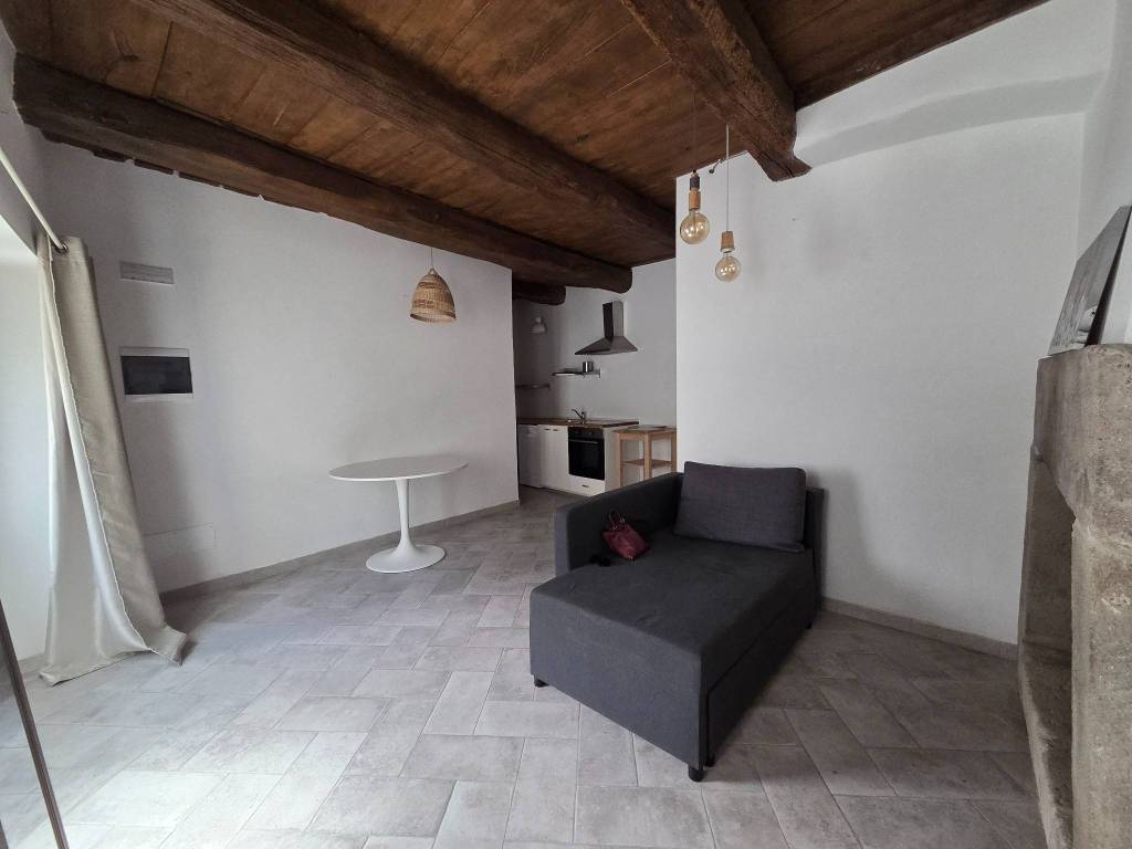 Appartamento a Oriolo romano in Via Borgo Giuseppe Garibaldi - Foto 5