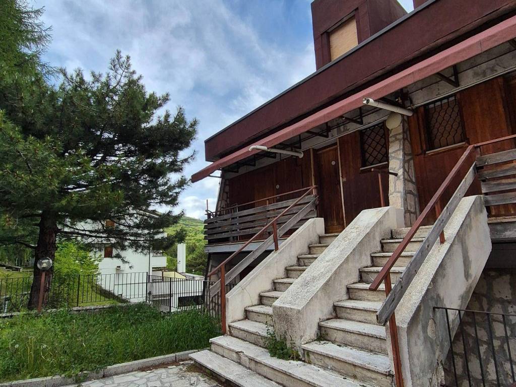 Appartamento a Rocca di cambio in Via Piccafarro - Foto 2