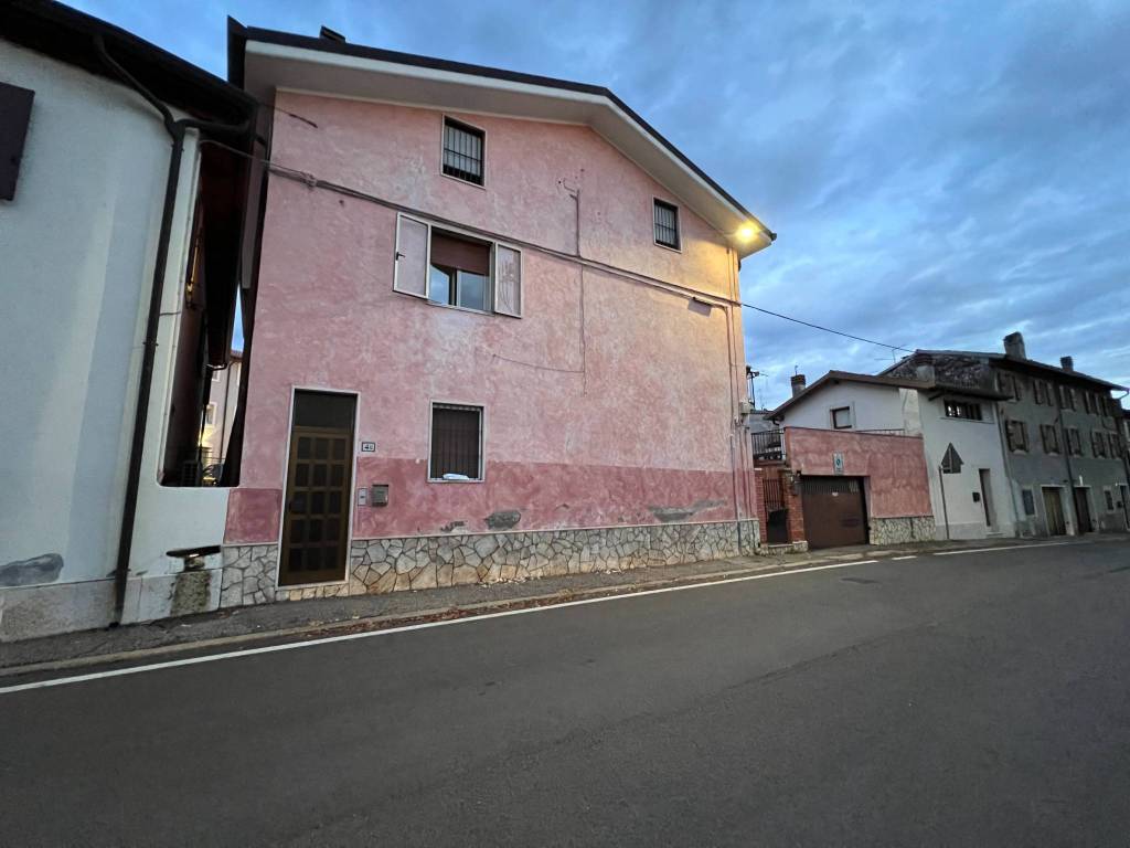 Casa indipendente a Verona in Via della Chiesa - Foto 3