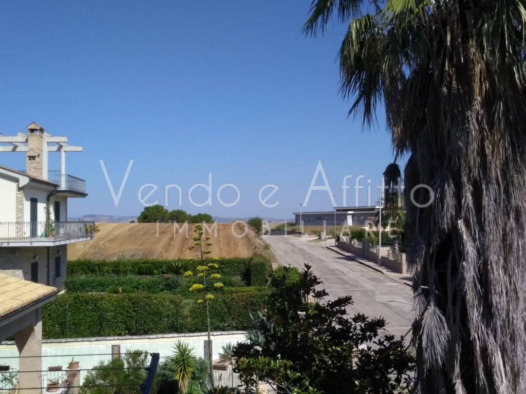 Attico / mansarda a Montenero di bisaccia - Foto 2