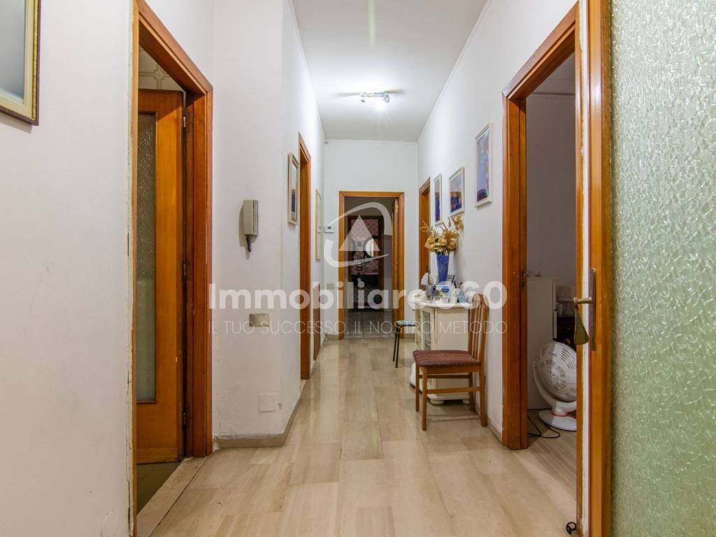 Appartamento a Cosenza in Via Emilio Capizzano, 21 - Foto 4