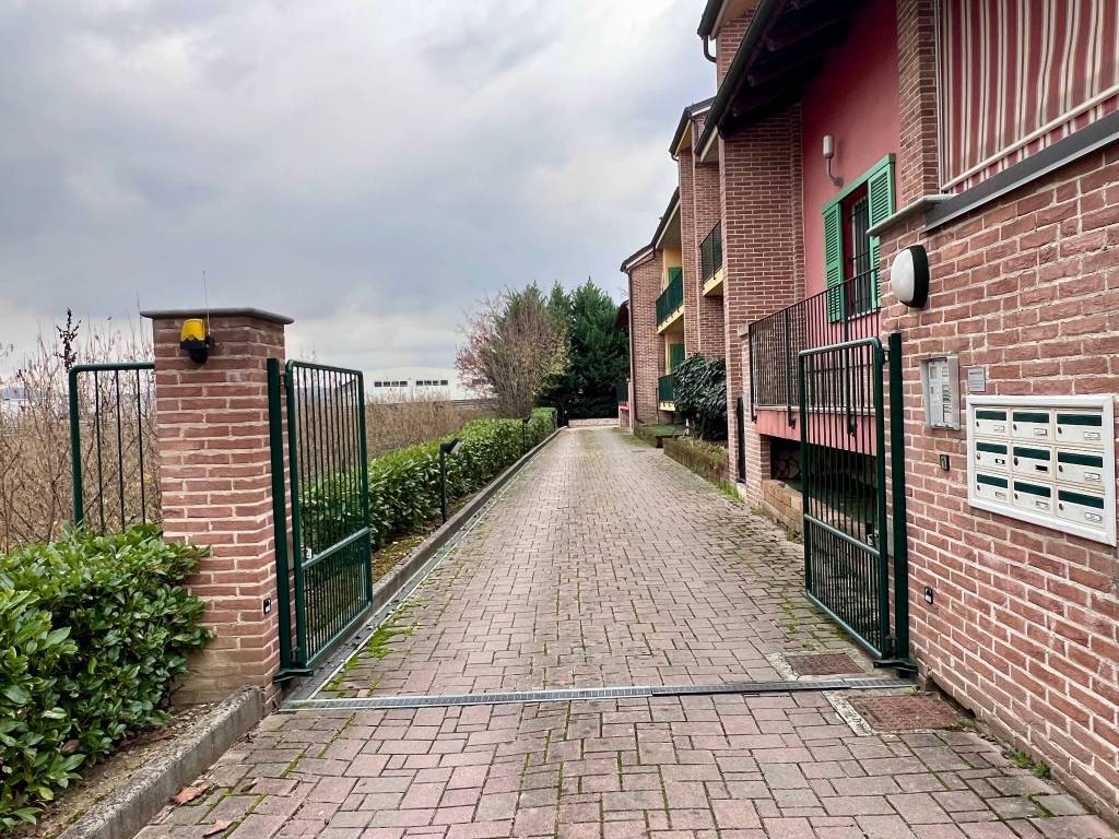 Appartamento a Govone in Via Giuseppe Romita, 6 - Foto 3