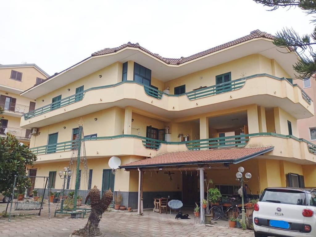 Appartamento a Acerra in Via Spiniello, 87 - Foto 2