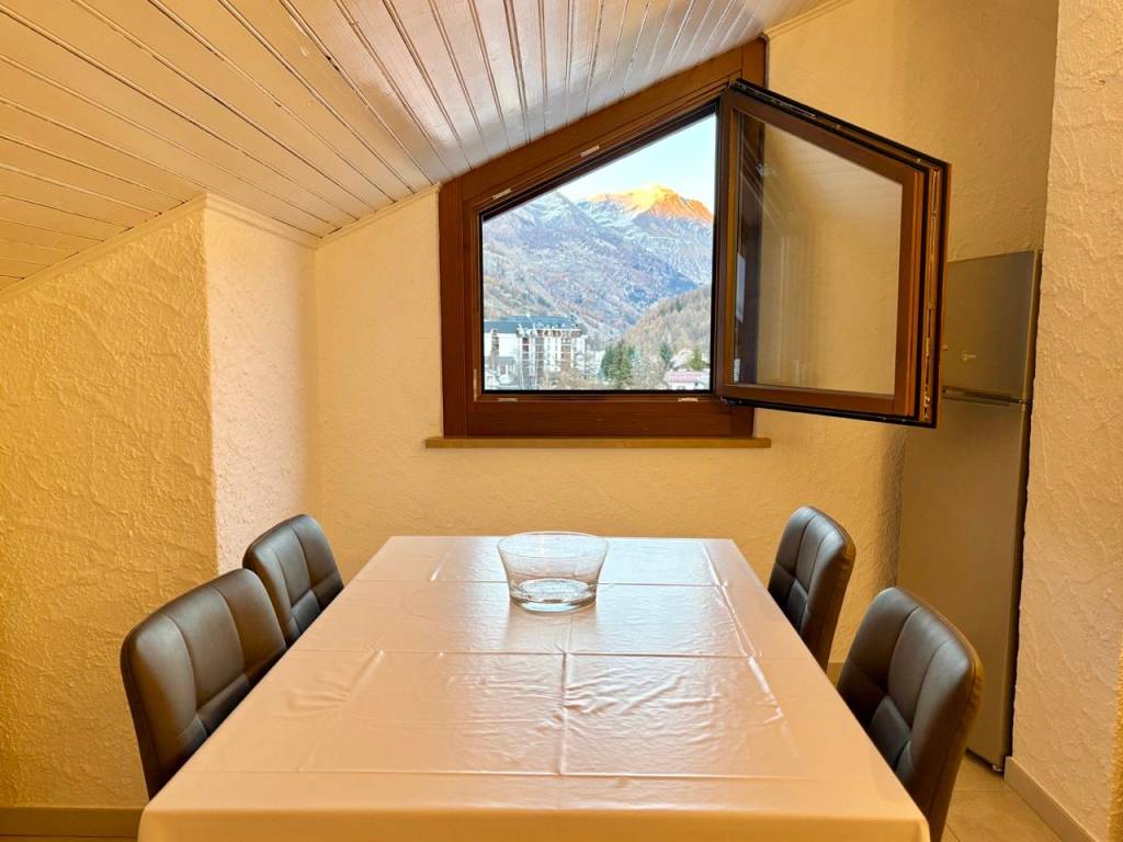 Appartamento a Pragelato in Via Nazionale, 57 - Foto 2