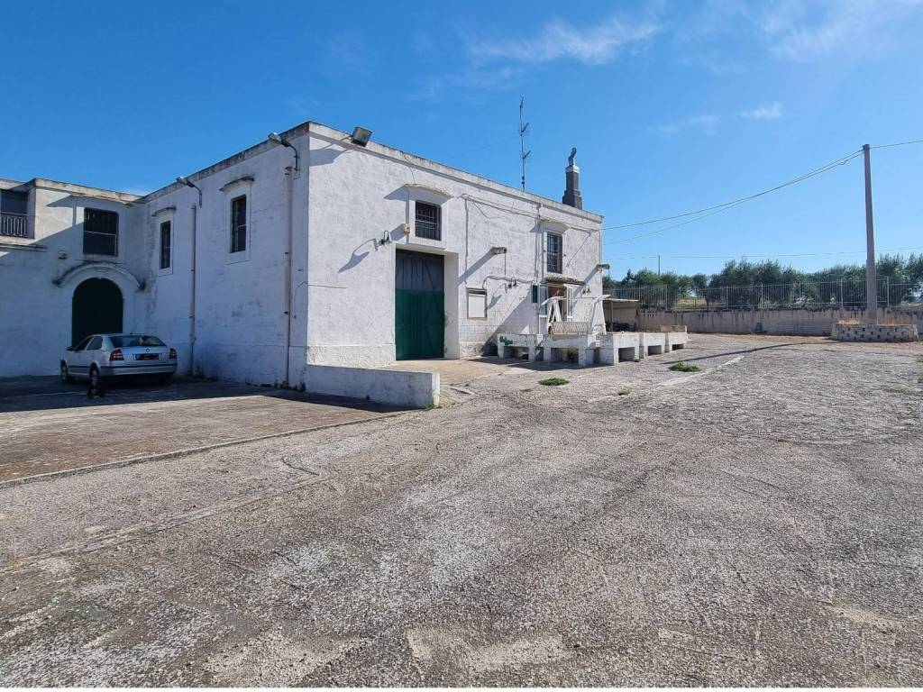 Palazzo / stabile a Matera in Strada Provinciale Matera Gravina - Foto 4