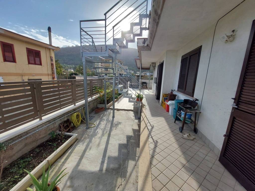 Villa a Nocera inferiore in Via Fiano - Foto 4
