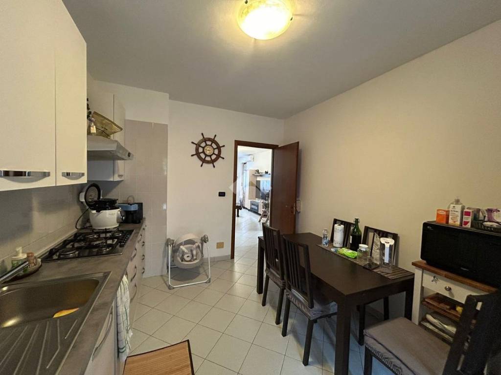 Appartamento a Collegno in Via Massimo Portalupi, 3 - Foto 2