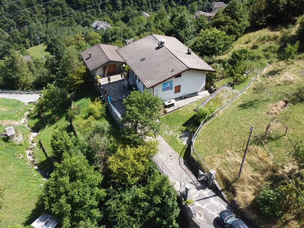 Villa a Calasca-castiglione in Località Vigino, 96 - Foto 2