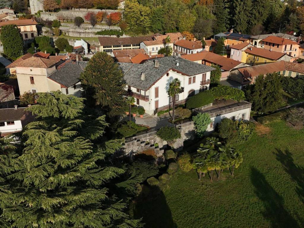 Villa a Invorio in Via Giovanni Curioni - Foto 2