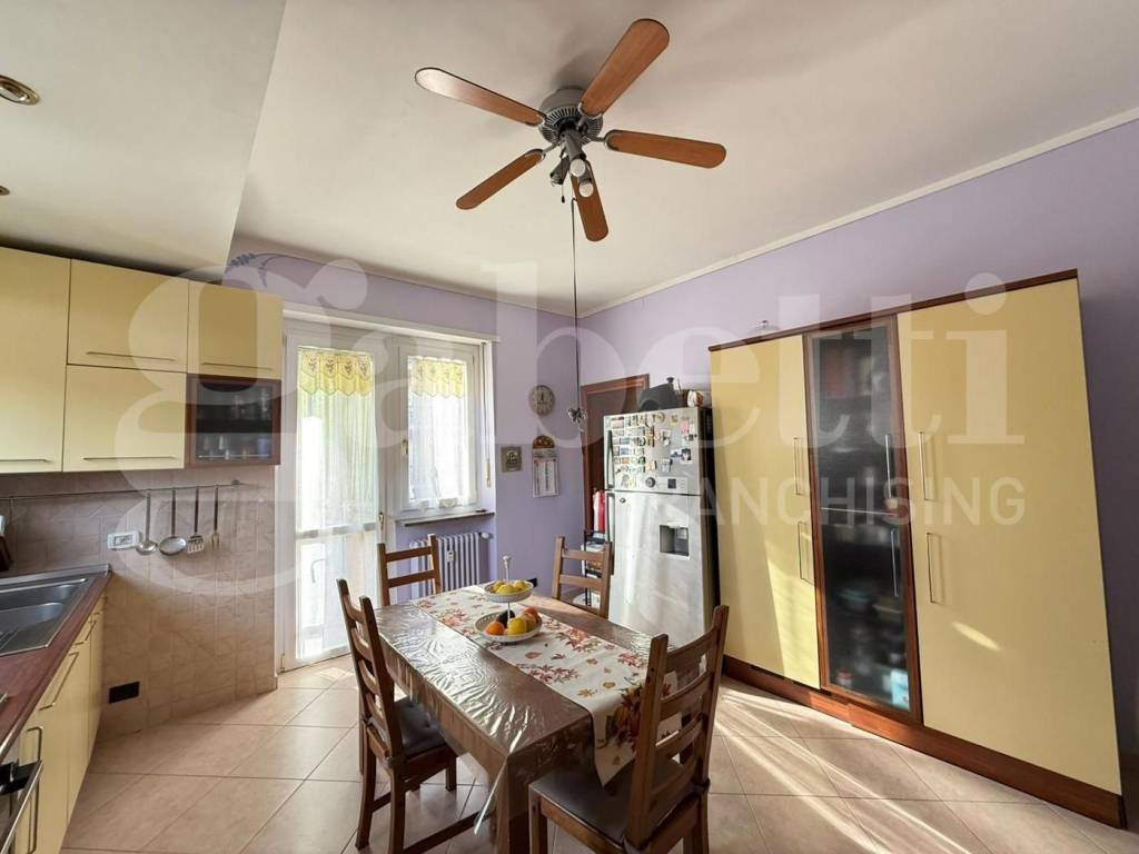 Appartamento a Grugliasco in via Scali - Foto 5