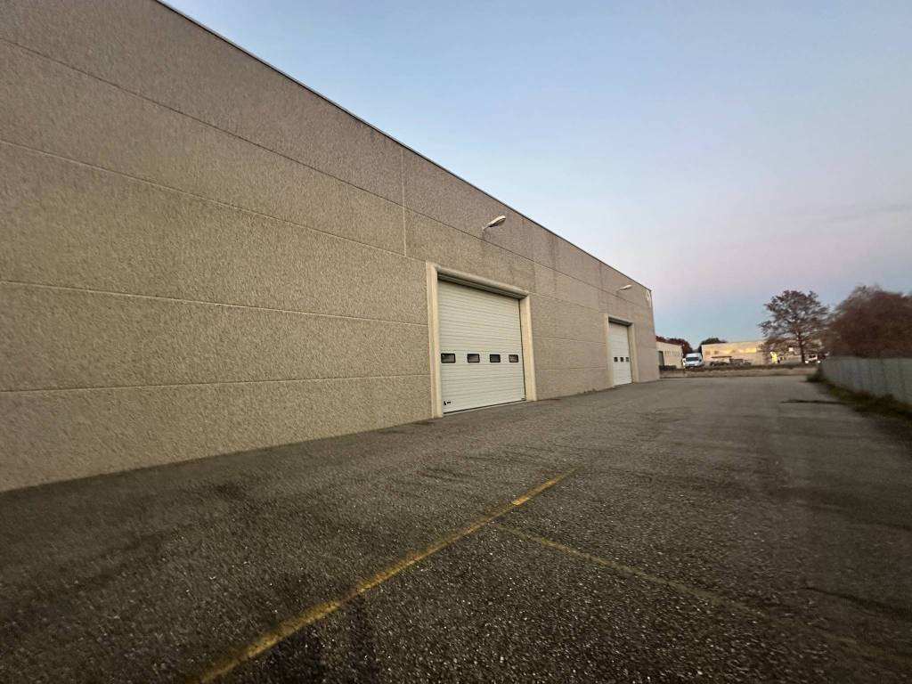 Immobile a Borgomanero in Via Resega - Foto 3