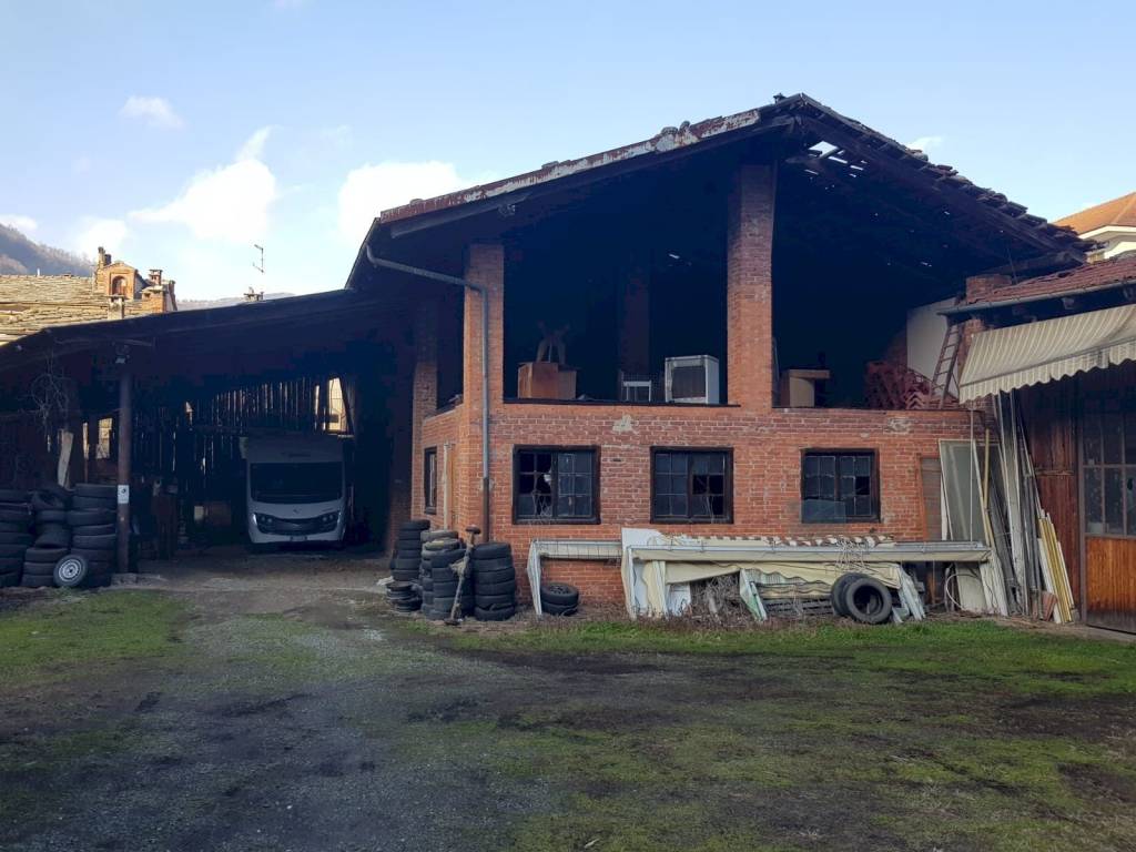 Immobile a Torre pellice in via Guillestre, 2 - Foto 2