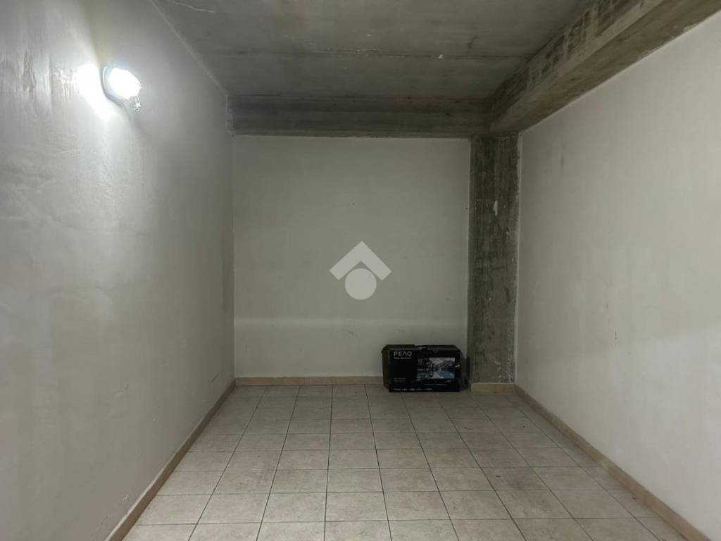 Box / garage a Cosenza in Viale Giacomo Mancini - Foto 3