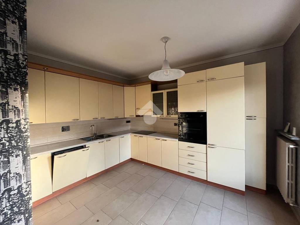 Appartamento a Saluzzo in Via Revello - Foto 4