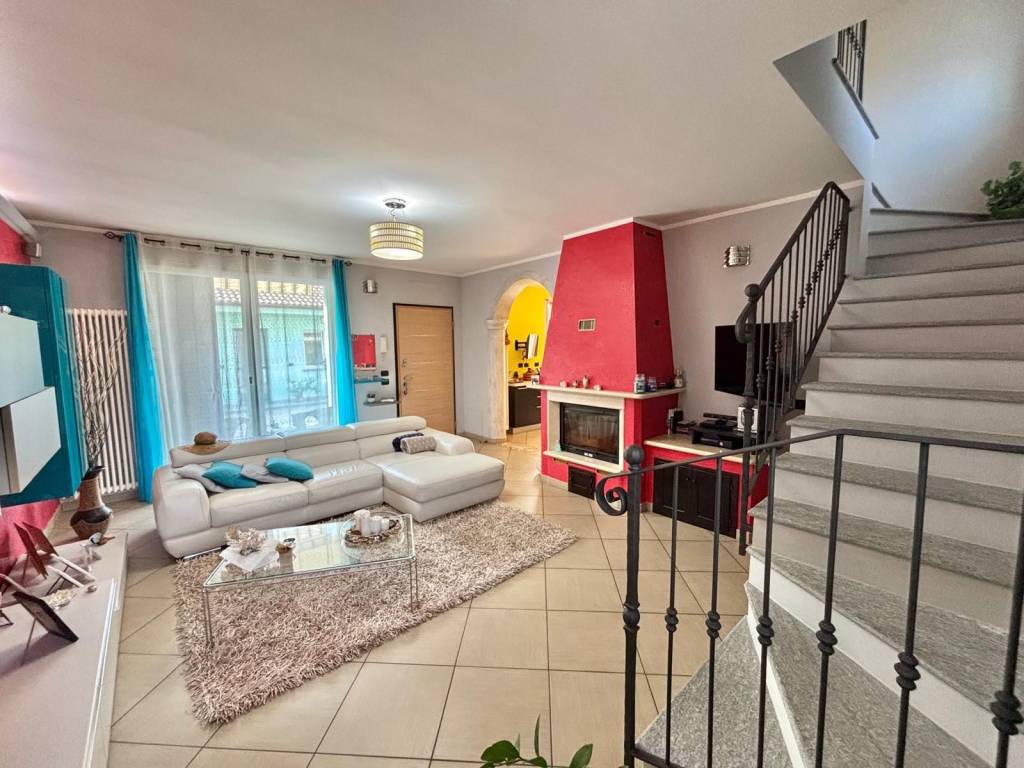 Villa a Mortara in Via Raffaello Sanzio - Foto 3