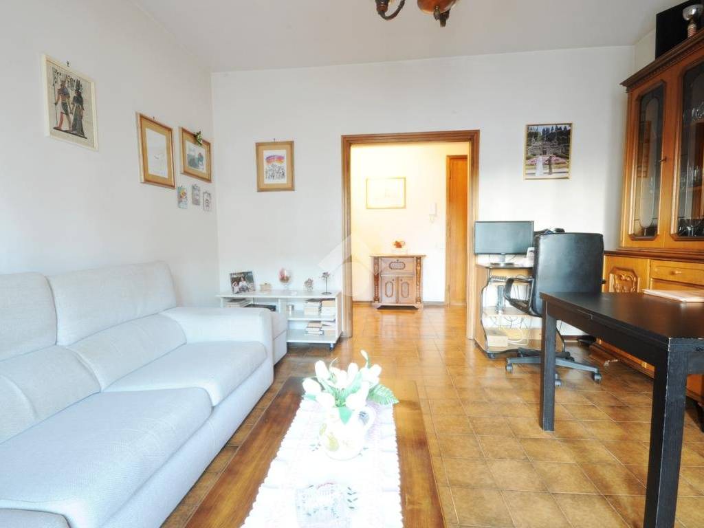 Appartamento a Prato in Via Valentini - Foto 2
