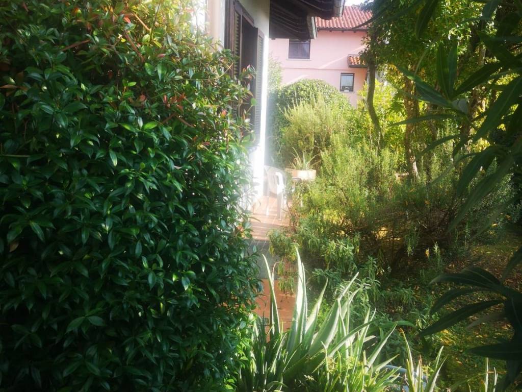 Villa a Cittiglio in Via San Giovanni Bosco, 15 - Foto 4