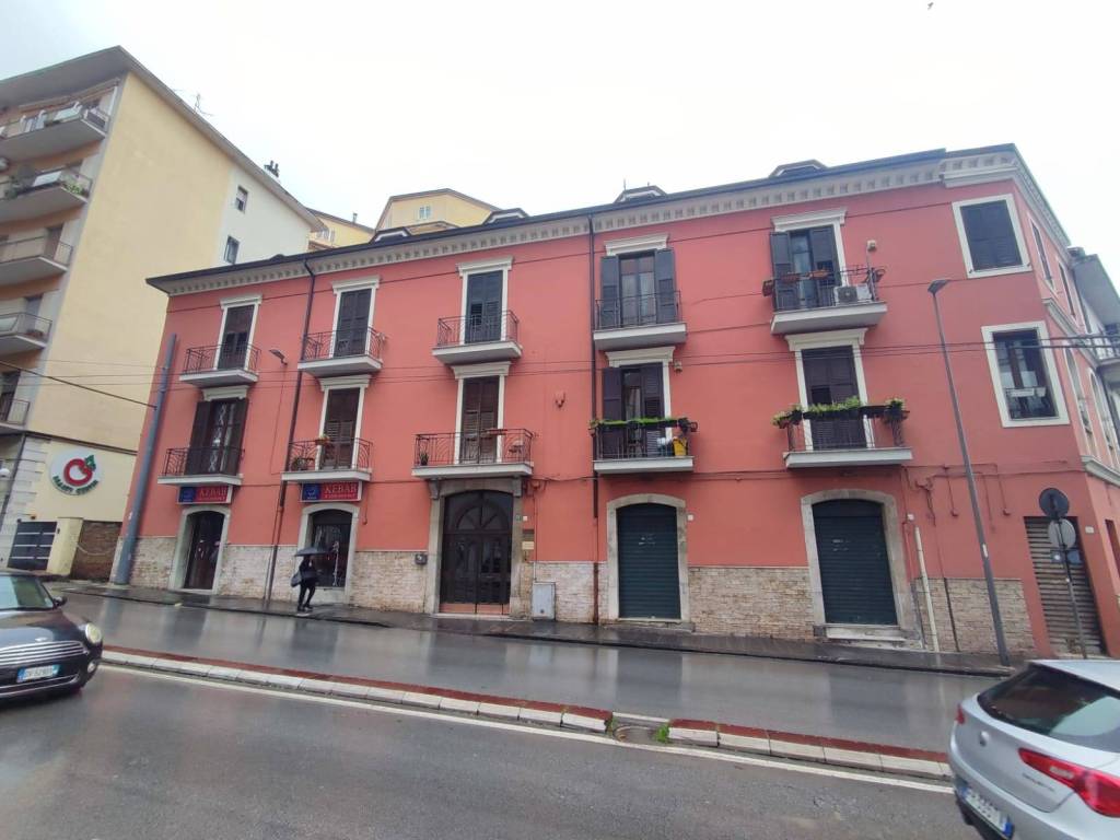 Appartamento a Avellino in Via Circumvallazione - Foto 3