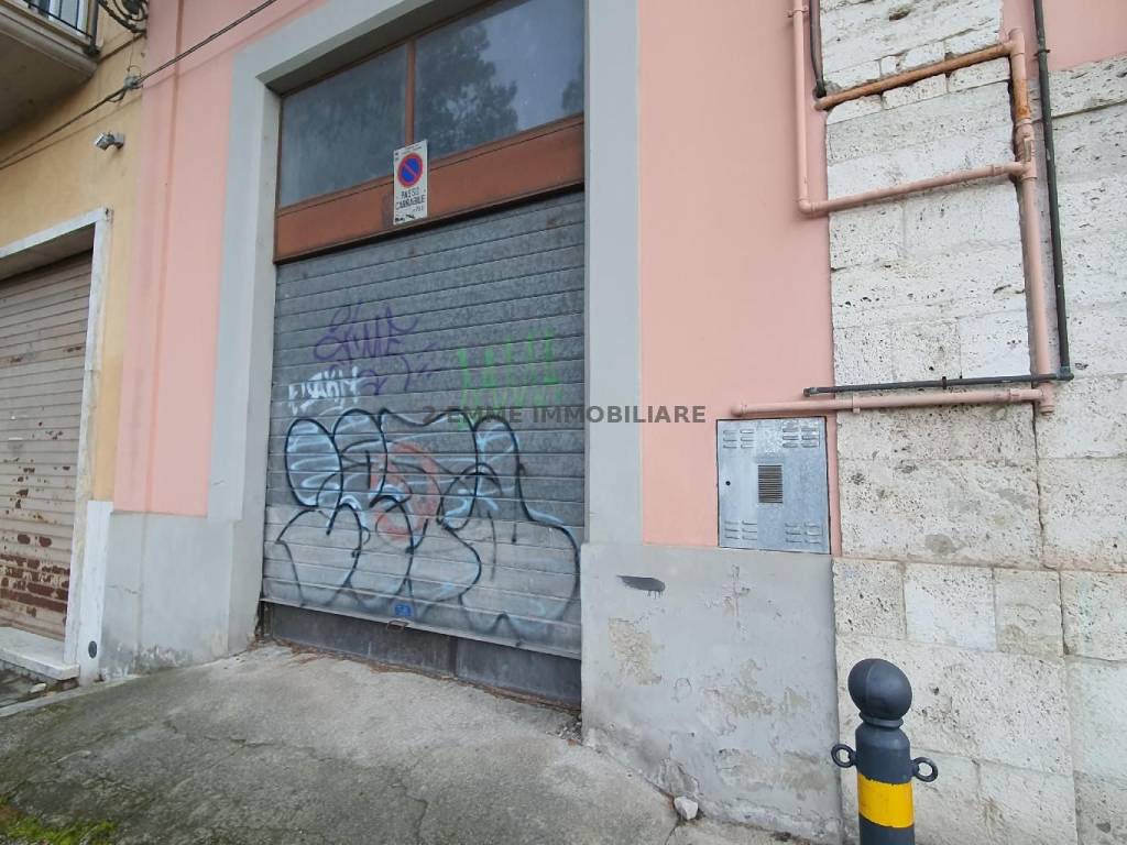 Box / garage a Ascoli piceno in VIA TORQUATO TASSO - Foto 2