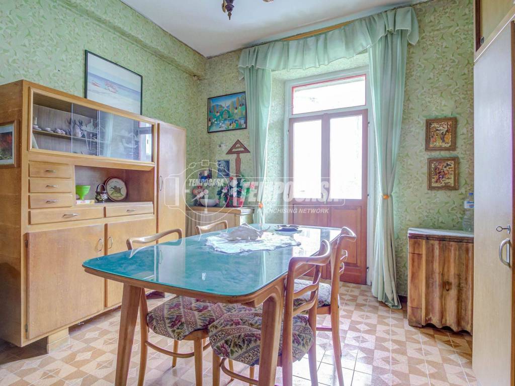 Appartamento a Montegrino valtravaglia in Via Montegrino 18 - Foto 5