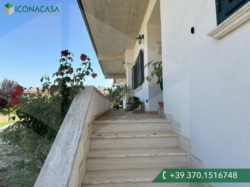 Villa a Avezzano in Via delle Ginestre - Foto 2
