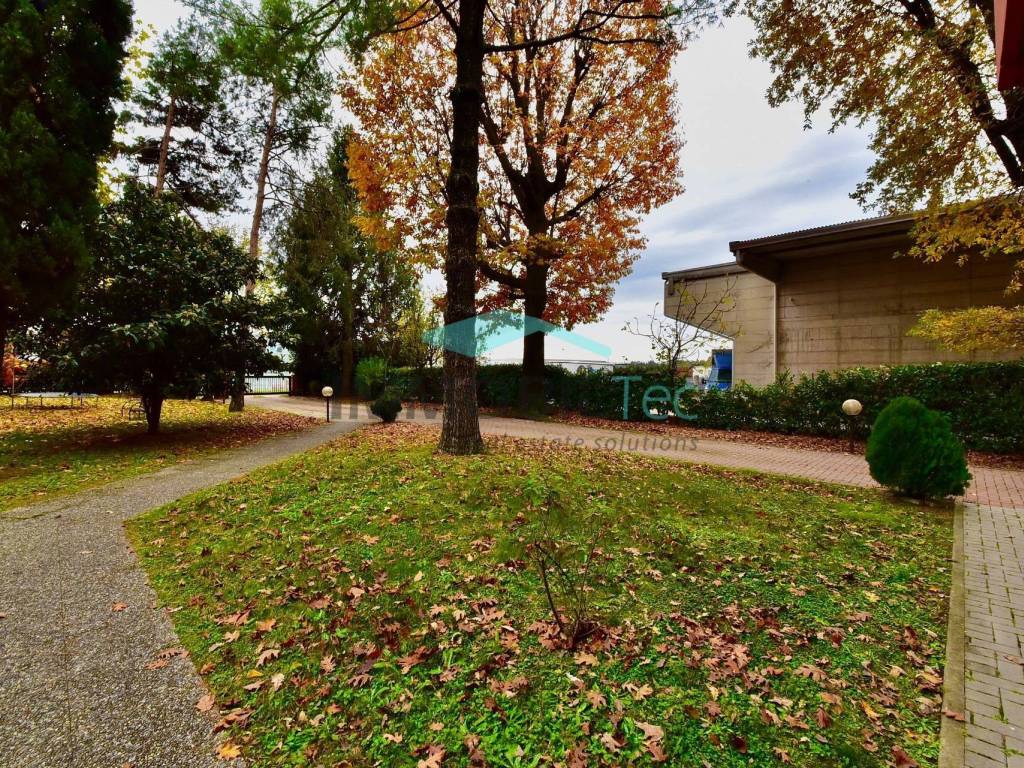 Appartamento a Gerenzano in Via Alessandro Manzoni, 51 - Foto 3