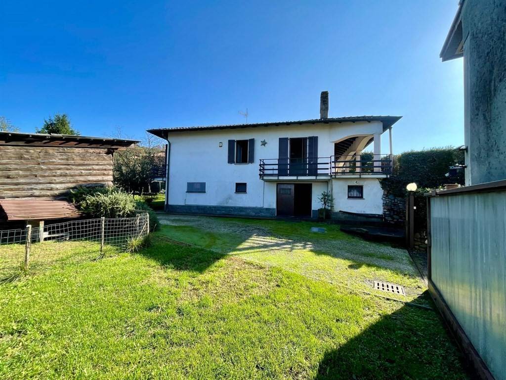 Villa a Azzate in Via 1° maggio - Foto 3