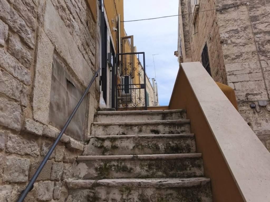 Appartamento a Trani in Vico Sant'Agata - Foto 3