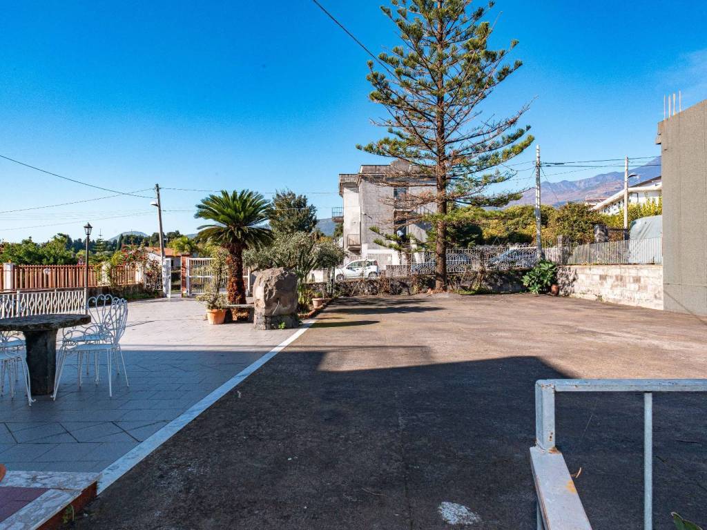 Casa indipendente a Santa venerina in Via Alessandro Volta, 99 - Foto 3