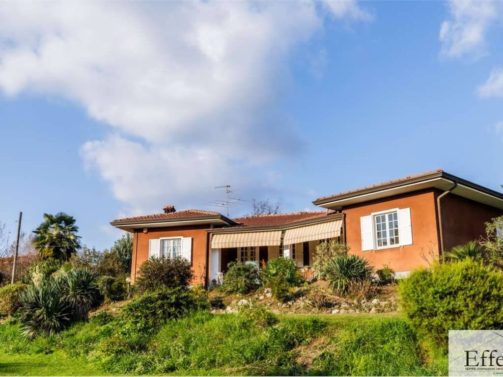 Villa a Besozzo in Via Monte Grappa, 22 - Foto 4