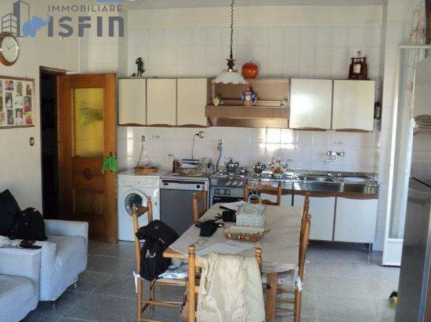 Appartamento a Cosenza in Via Fratelli Cervi - Foto 5