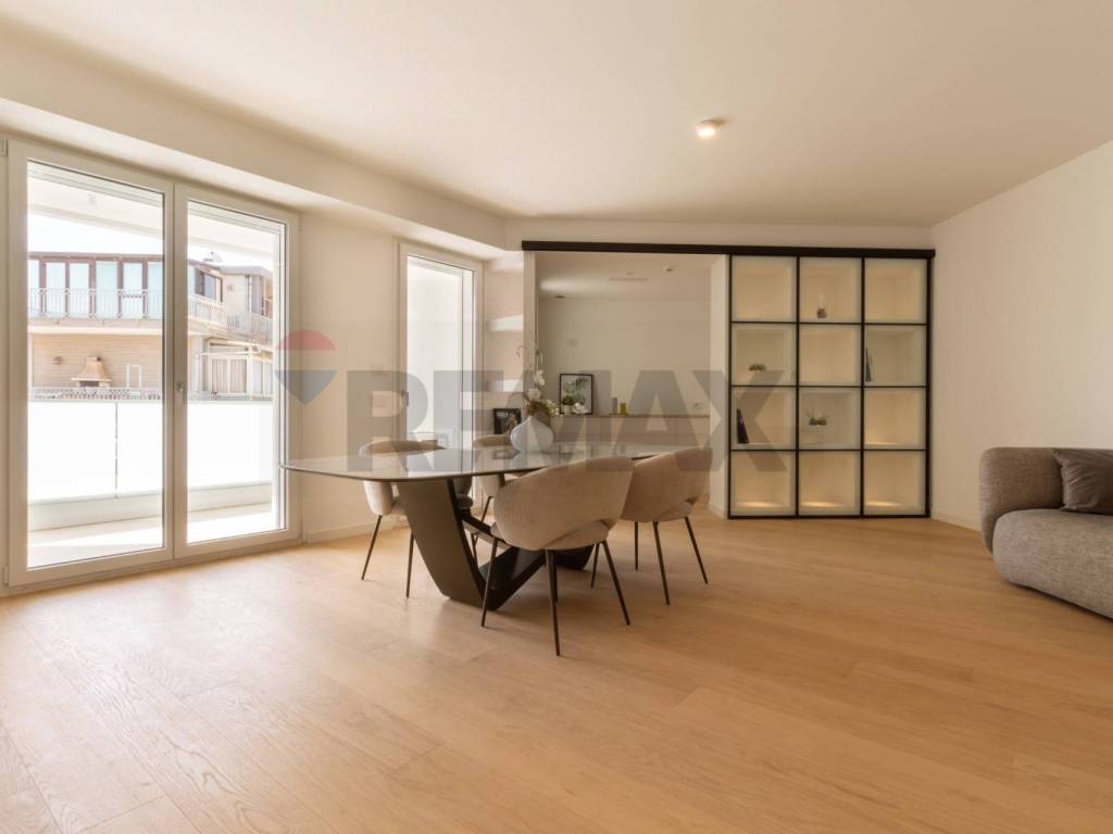 Appartamento a Cagliari in via della Pineta, 209 - Foto 4