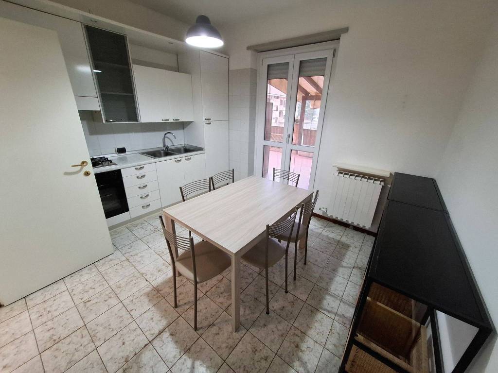Appartamento a Castagnito in Via Alba, 12 - Foto 2
