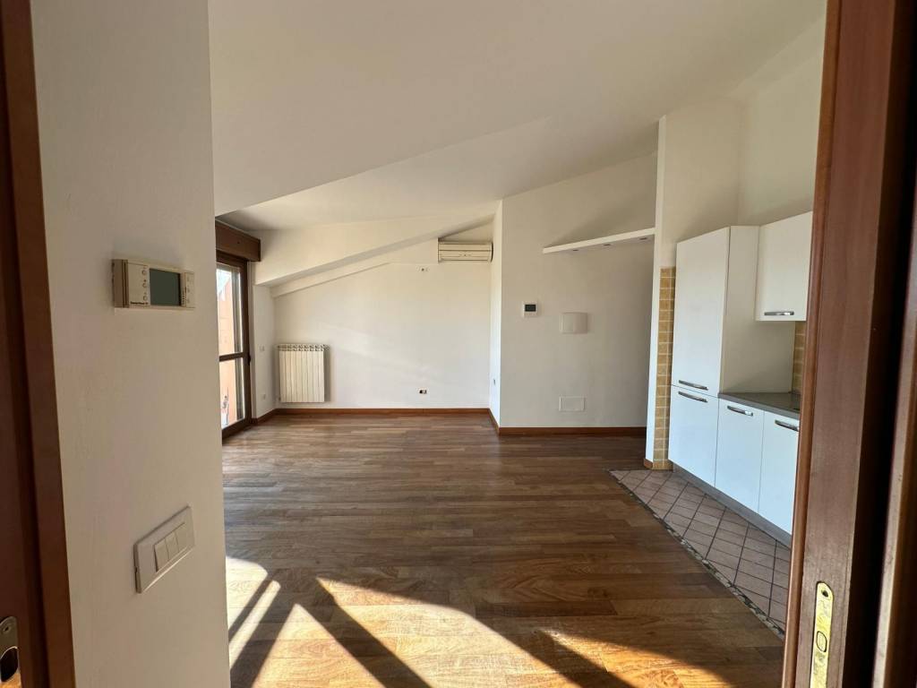 Appartamento a Lodi in Via del Pulignano - Foto 3