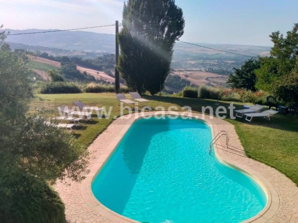 Villa a Montelabbate in VIA FARNETO, 20 - Foto 2