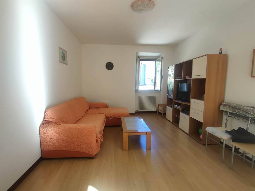 Appartamento a Fossombrone in Via Degli Zoccolanti, 2 - Foto 4