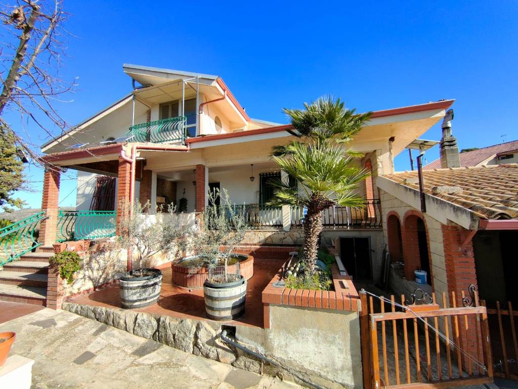 Villa a Chiaramonte gulfi in Contrada Piano dell'Acqua - Foto 2