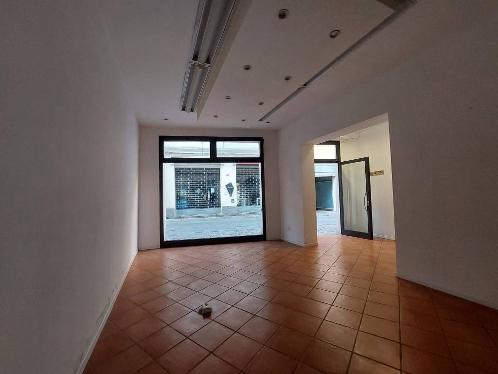 Immobile a Imola in Via Emilia, 265 - Foto 2